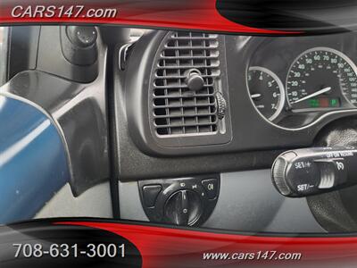 2006 Saab 9-3 2.0T   - Photo 14 - Midlothian, IL 60445
