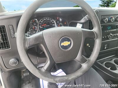 2011 Chevrolet Express 3500   - Photo 13 - Midlothian, IL 60445