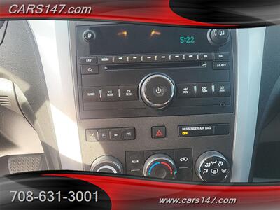 2009 Chevrolet Traverse LT   - Photo 12 - Midlothian, IL 60445