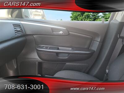 2009 Chevrolet Traverse LT   - Photo 19 - Midlothian, IL 60445
