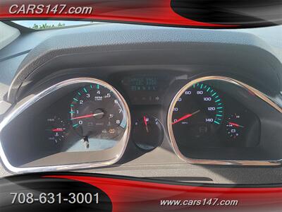 2009 Chevrolet Traverse LT   - Photo 14 - Midlothian, IL 60445