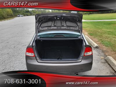 2011 Honda Civic LX-S   - Photo 12 - Midlothian, IL 60445