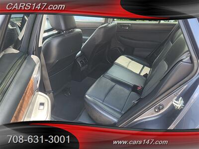 2017 Subaru Outback 3.6R Limited   - Photo 10 - Midlothian, IL 60445