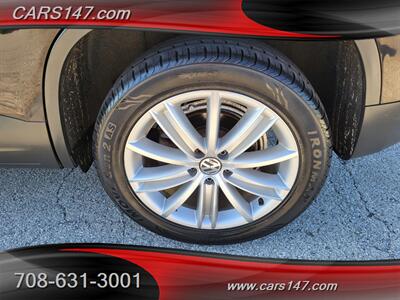 2011 Volkswagen Tiguan SE   - Photo 30 - Midlothian, IL 60445