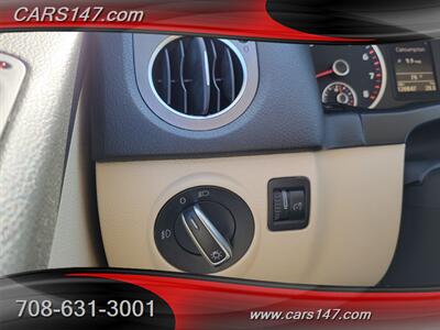 2011 Volkswagen Tiguan SE   - Photo 22 - Midlothian, IL 60445
