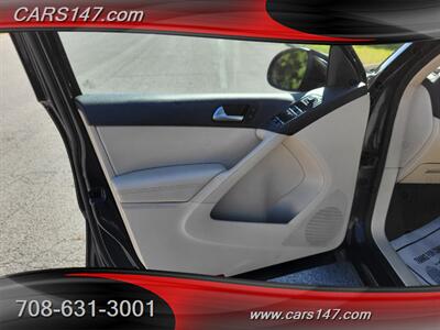 2011 Volkswagen Tiguan SE   - Photo 18 - Midlothian, IL 60445