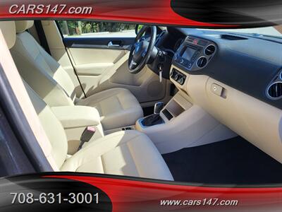 2011 Volkswagen Tiguan SE   - Photo 15 - Midlothian, IL 60445