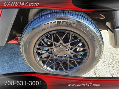 2007 Jeep Wrangler Unlimited X   - Photo 21 - Midlothian, IL 60445