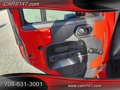 2007 Jeep Wrangler Unlimited X   - Photo 15 - Midlothian, IL 60445