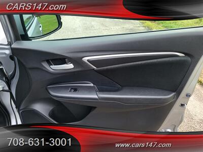 2017 Honda Fit LX   - Photo 26 - Midlothian, IL 60445