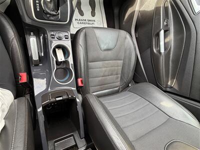 2013 Ford Escape Titanium   - Photo 14 - Midlothian, IL 60445