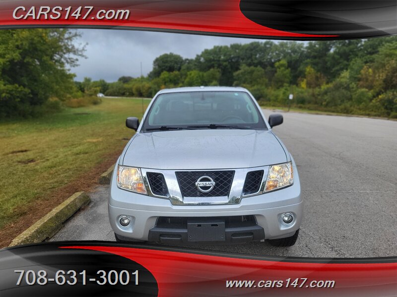 2013 Nissan Frontier SV photo 3