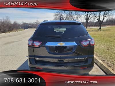 2016 Chevrolet Traverse LT   - Photo 8 - Midlothian, IL 60445