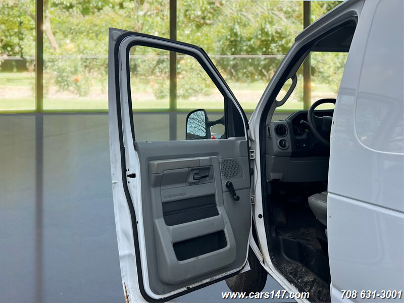 2013 Ford E-Series Econoline Van Commercial photo 15