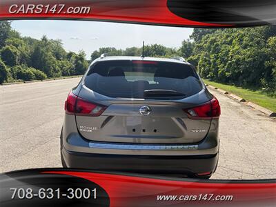 2017 Nissan Rogue Sport SV   - Photo 4 - Midlothian, IL 60445