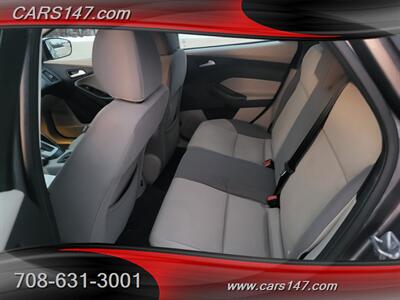 2013 Ford Focus SE - Photo 13 - Midlothian, IL 60445