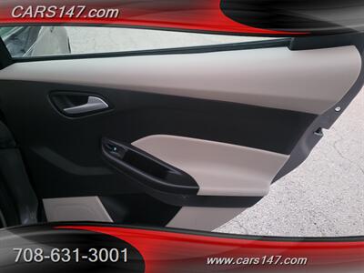 2013 Ford Focus SE - Photo 23 - Midlothian, IL 60445