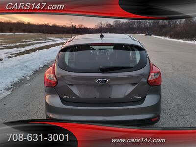 2013 Ford Focus SE - Photo 7 - Midlothian, IL 60445