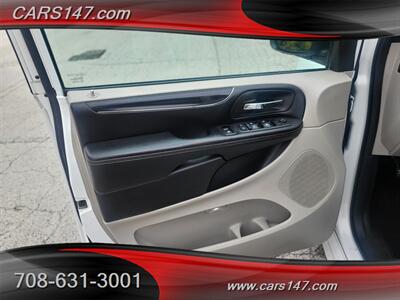 2017 Dodge Grand Caravan SXT   - Photo 22 - Midlothian, IL 60445