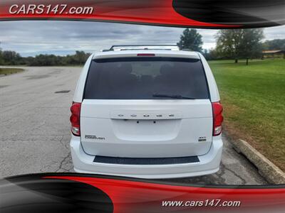 2017 Dodge Grand Caravan SXT   - Photo 7 - Midlothian, IL 60445