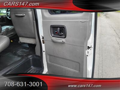 2008 Chevrolet Express LS 3500   - Photo 21 - Midlothian, IL 60445