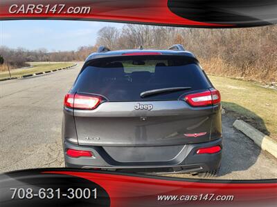 2016 Jeep Cherokee Trailhawk   - Photo 7 - Midlothian, IL 60445