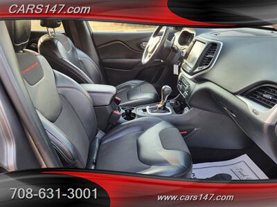 2016 Jeep Cherokee Trailhawk   - Photo 21 - Midlothian, IL 60445