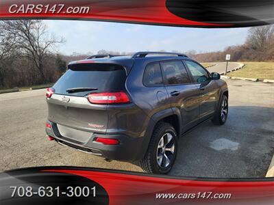 2016 Jeep Cherokee Trailhawk   - Photo 6 - Midlothian, IL 60445