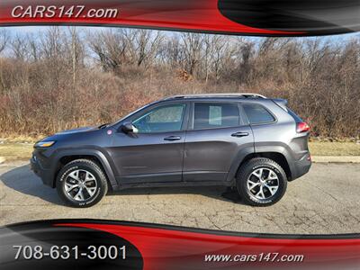 2016 Jeep Cherokee Trailhawk   - Photo 2 - Midlothian, IL 60445
