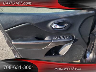 2016 Jeep Cherokee Trailhawk   - Photo 16 - Midlothian, IL 60445
