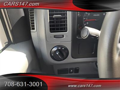 2016 Nissan NV 1500 S   - Photo 15 - Midlothian, IL 60445