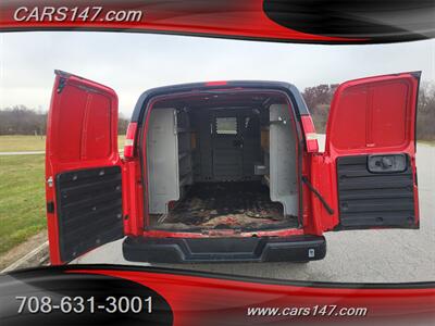 2012 Chevrolet Express 3500   - Photo 9 - Midlothian, IL 60445