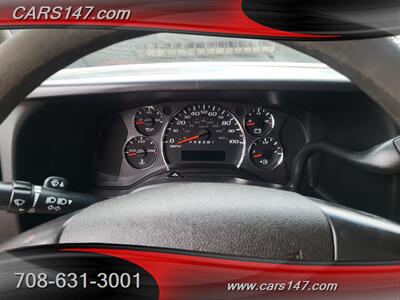 2012 Chevrolet Express 3500   - Photo 19 - Midlothian, IL 60445