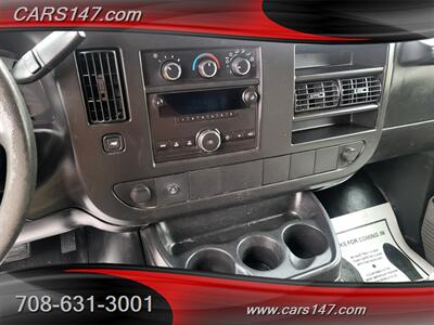 2012 Chevrolet Express 3500   - Photo 14 - Midlothian, IL 60445