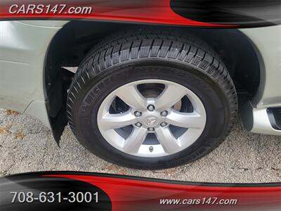 2004 Lexus GX 470   - Photo 28 - Midlothian, IL 60445