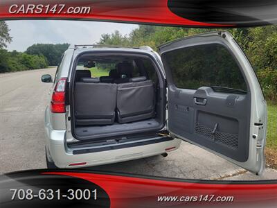 2004 Lexus GX 470   - Photo 9 - Midlothian, IL 60445
