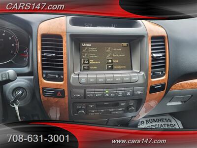 2004 Lexus GX 470   - Photo 12 - Midlothian, IL 60445