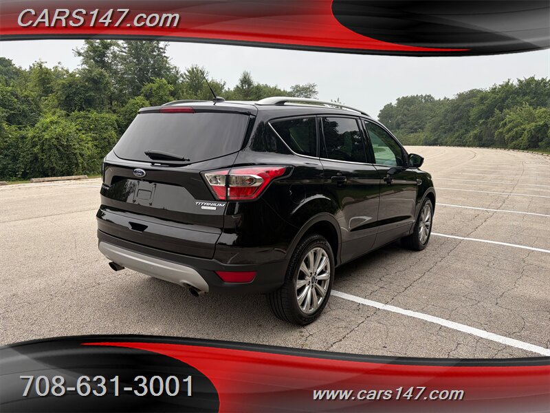 2017 Ford Escape Titanium - Photo 5 - Midlothian, IL 60445