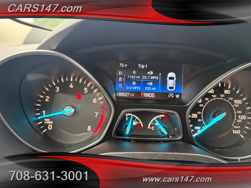 2017 Ford Escape Titanium - Photo 13 - Midlothian, IL 60445