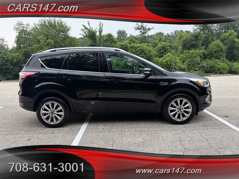 2017 Ford Escape Titanium - Photo 6 - Midlothian, IL 60445