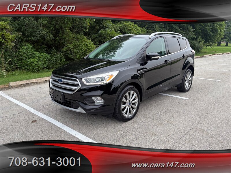 2017 Ford Escape Titanium   - Photo 1 - Midlothian, IL 60445