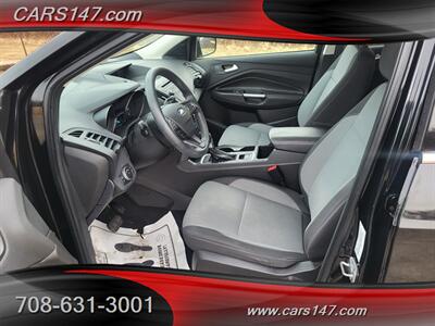 2017 Ford Escape SE   - Photo 11 - Midlothian, IL 60445