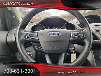 2017 Ford Escape SE   - Photo 16 - Midlothian, IL 60445