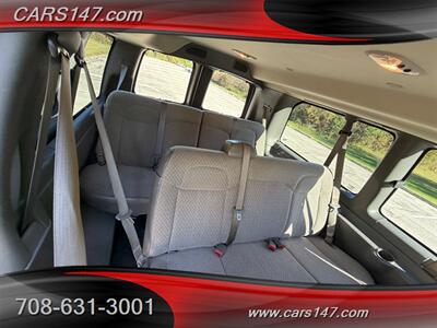 2017 Chevrolet Express LT 3500   - Photo 21 - Midlothian, IL 60445