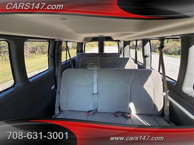 2017 Chevrolet Express LT 3500   - Photo 12 - Midlothian, IL 60445