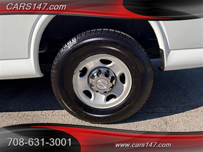 2017 Chevrolet Express LT 3500   - Photo 28 - Midlothian, IL 60445