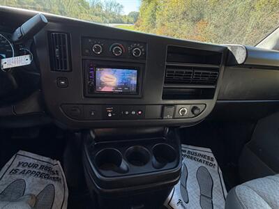 2017 Chevrolet Express LT 3500   - Photo 16 - Midlothian, IL 60445