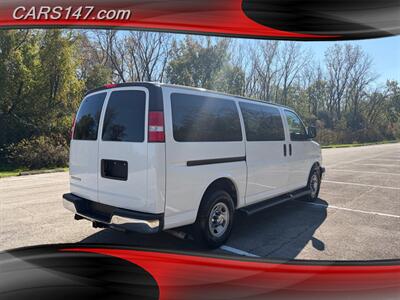 2017 Chevrolet Express LT 3500   - Photo 5 - Midlothian, IL 60445