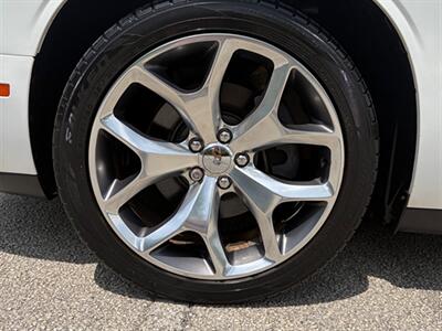 2015 Dodge Challenger SXT Plus - Photo 30 - Midlothian, IL 60445