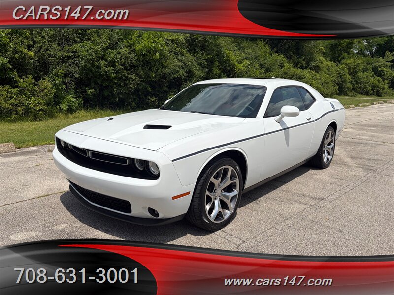 2015 Dodge Challenger SXT Plus's photo